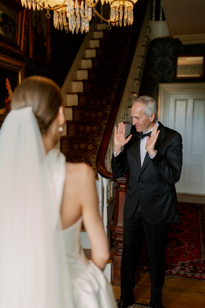 father first look with bride